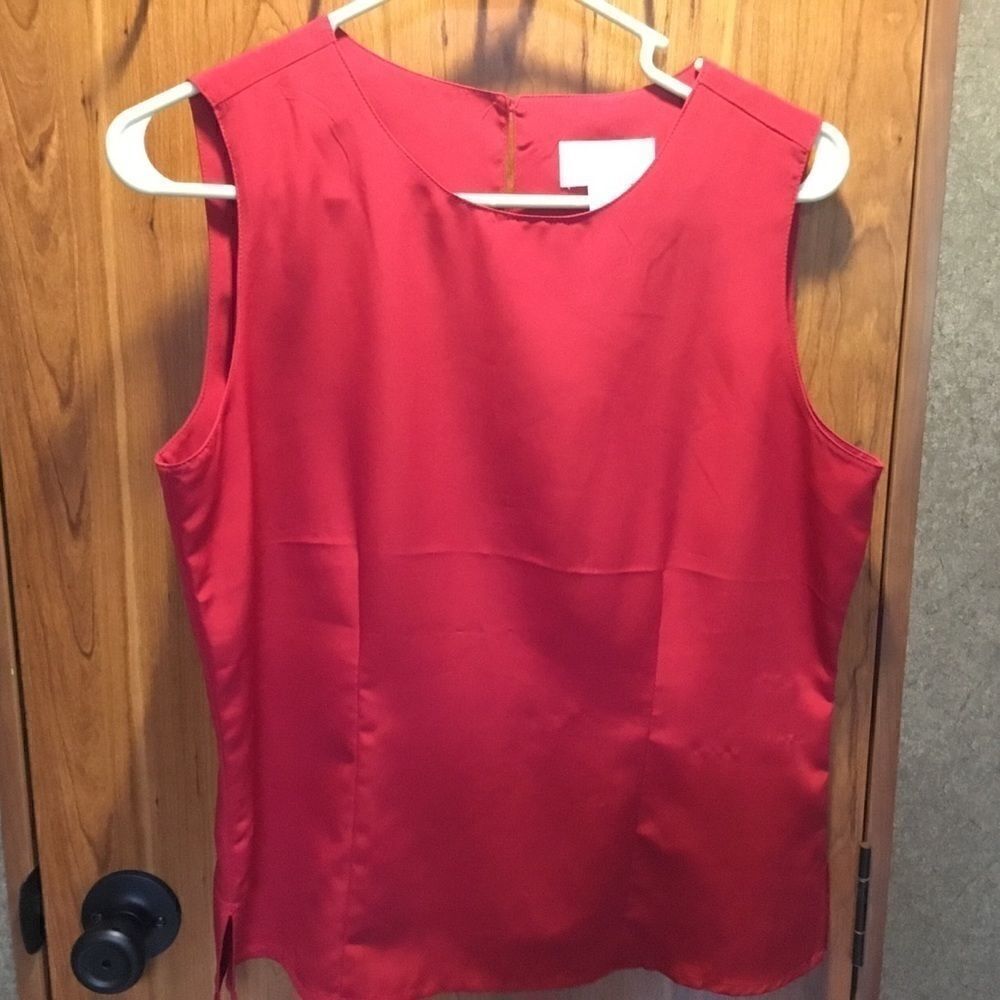 Studio C Brand Cherry Red Sleeveless Blouse Sz M